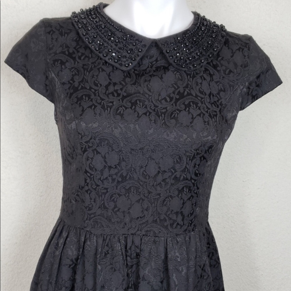 Kensie dress with beaded collar size small